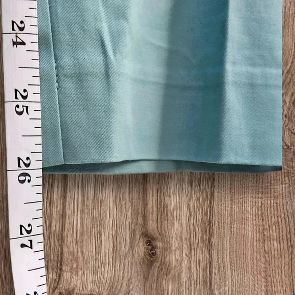 Ann Taylor Curvy Fit Cropped Pants - Size 4 - Picture 4 of 6